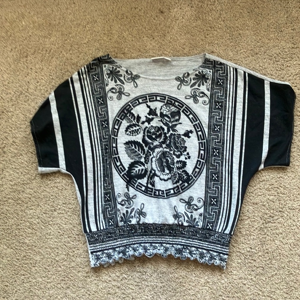 Black in grey casual top